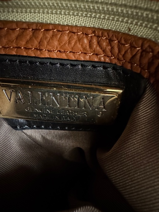 NWT Valentina Italy Convertible Leather Sling Backpack main image 10